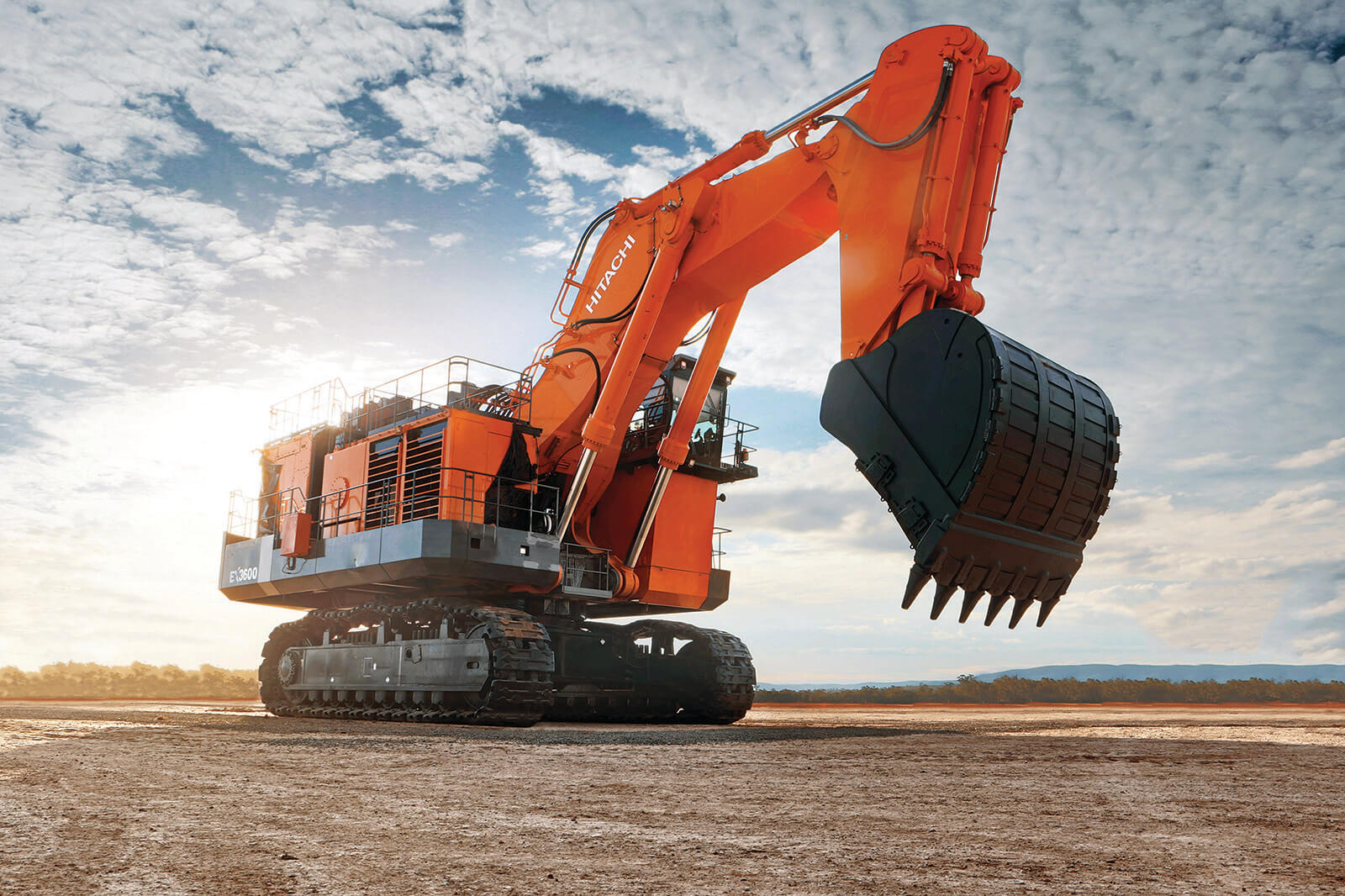 HITACHI EX3600